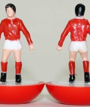 Galles - Squadra + 2 riserve e portierino in KIT UGUALE AL PORTIERE SU ASTA in scatola Soccer3D HW
