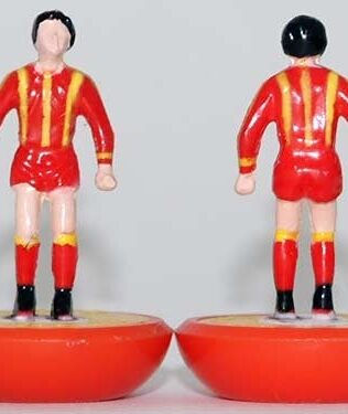 Lecce - Squadra in scatola REPLICA COLORATA SUBBUTEO (sul coperchio nome e omino della squadra contenuta)