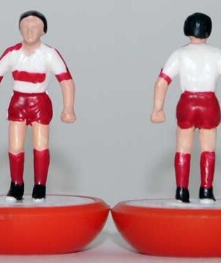 Turchia 2006 - Squadra + 2 riserve e 1 portierino (stesso kit del portiere su asta) in SCATOLA VERDE REPLICA SUBBUTEO anni 70