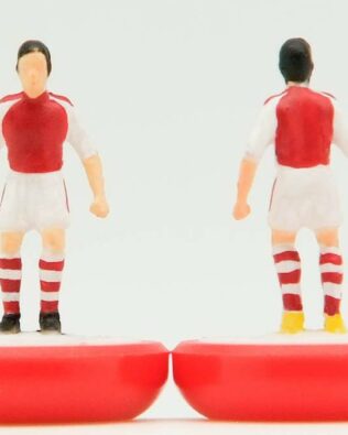 Arsenal 2015 - Squadra in scatola REPLICA COLORATA SUBBUTEO (sul coperchio nome e omino della squadra contenuta)