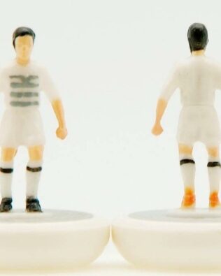 Albania away EURO 2016 - Squadra in scatola REPLICA COLORATA SUBBUTEO (sul coperchio, logo, nome e omino della squadra contenuta)