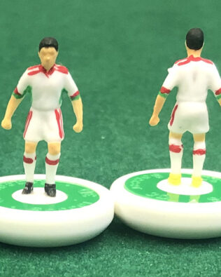 Ungheria away EURO 2021 - Squadra + 2 riserve e 1 portierino (stesso kit del portiere su asta) in SCATOLA VERDE REPLICA SUBBUTEO anni 70