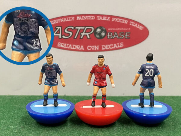 Astrobase - Napoli 2021 / 2022 maglia celebrativa Diego Maradona (omini e basi HW) - home kit