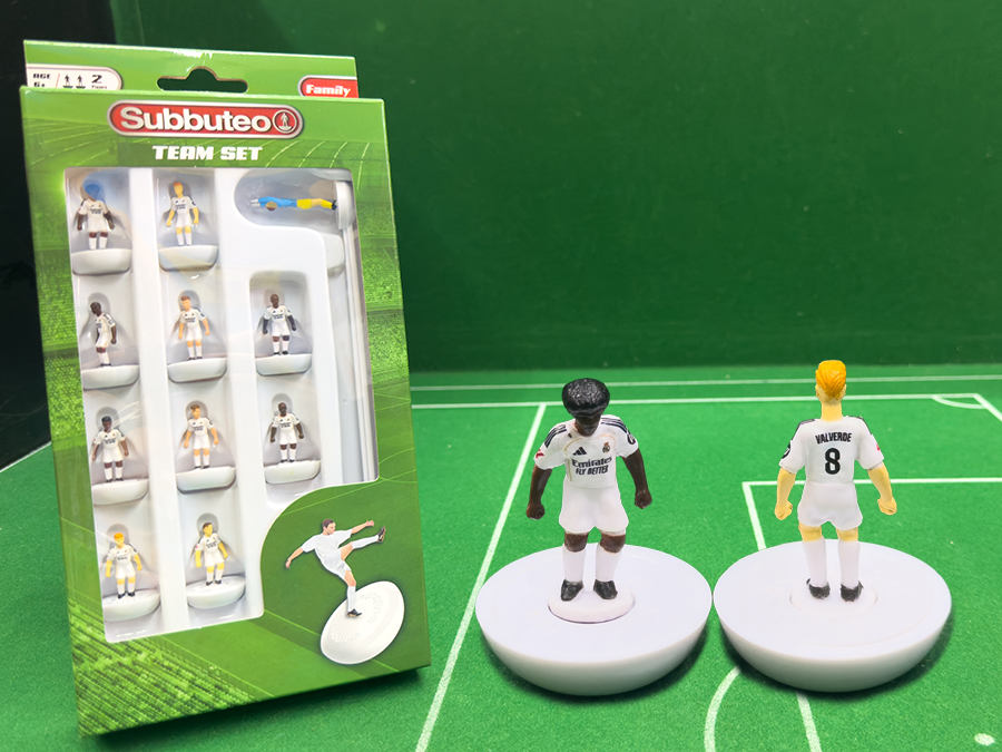 Real Madrid 2026 con decals