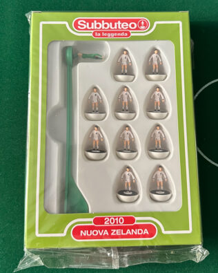 NUOVA ZELANDA 2010 La leggenda - Originale + Basi Power e dischetti LW