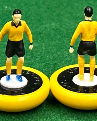 Wolverhampton 2026 - Squadra in scatola REPLICA COLORATA SUBBUTEO (sul coperchio nome e omino della squadra contenuta)