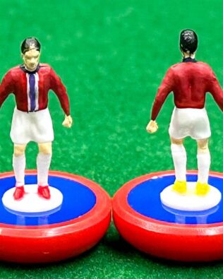 Norvegia 2026 - Squadra + 2 riserve e un portierino in SCATOLA REPLICA COLORATA SUBBUTEO (sul coperchio nome e omino della squadra contenuta)