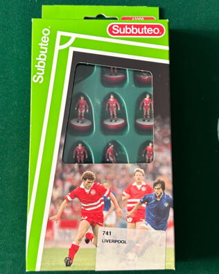 Squadra SUBBUTEO LW Hasbro Liverpool Ref. 741