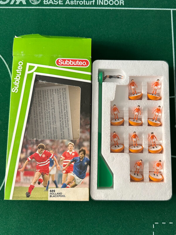 Squadra SUBBUTEO LW Hasbro Holland / Blackpool Ref. 689 - immagine 2
