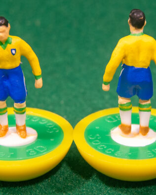 Brasile World Cup 1962 - Squadra + 2 riserve e 1 portierino in SCATOLA VERDE REPLICA SUBBUTEO anni 70