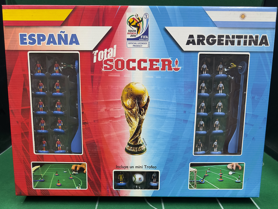 0 – Scatola gioco TOTAL SOCCER Spagna / Argentina WORLD CUP 2010
