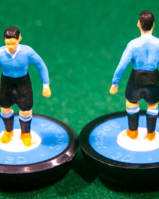 Uruguay World Cup 1962 - Squadra + 2 riserve e 1 portierino in SCATOLA VERDE REPLICA SUBBUTEO anni 70
