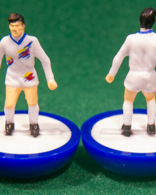 Corea del Sud World Cup 1994 - Squadra + 2 riserve e un portierino in SCATOLA REPLICA COLORATA SUBBUTEO (sul coperchio nome e omino della squadra contenuta)