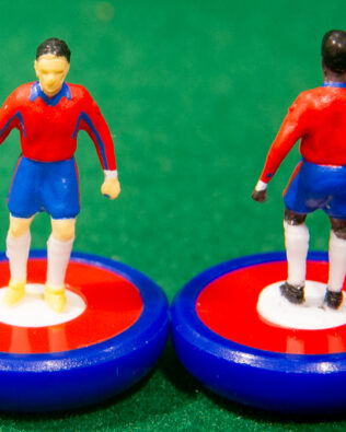 Costa Rica World Cup 2002 - Squadra in scatola REPLICA COLORATA SUBBUTEO (sul coperchio nome e omino della squadra contenuta)