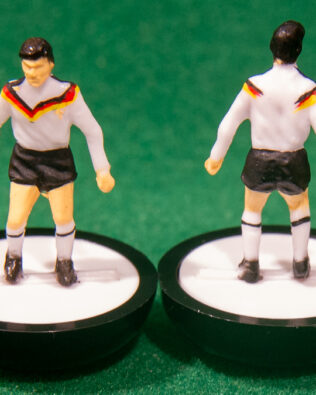 Germania Ovest World Cup 1990 - Squadra in scatola REPLICA COLORATA SUBBUTEO (sul coperchio nome e omino della squadra contenuta)