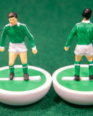 Irlanda del Nord World Cup 1982 - Squadra + 2 riserve e un portierino in SCATOLA Soccer3D
