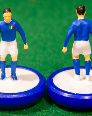 Italia World Cup 2002 - Squadra + 2 riserve e un portierino in SCATOLA Soccer3D