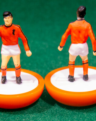 Paesi Bassi World Cup 1978 - Squadra + 2 riserve e un portierino in SCATOLA REPLICA COLORATA SUBBUTEO (sul coperchio nome e omino della squadra contenuta)