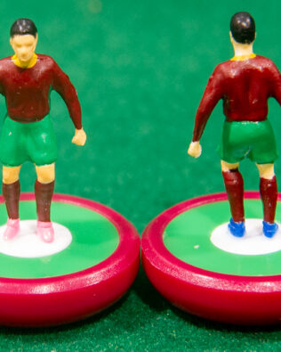 Portogallo World Cup 2002 - Squadra in scatola REPLICA COLORATA SUBBUTEO (sul coperchio nome e omino della squadra contenuta)