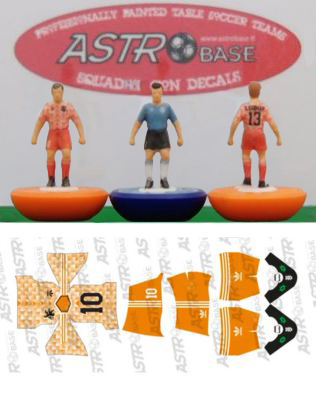 Squadre con decal applicate e fogli di decal